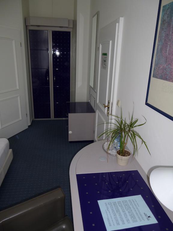 Hotel Adler Greifswald Pokój zdjęcie
